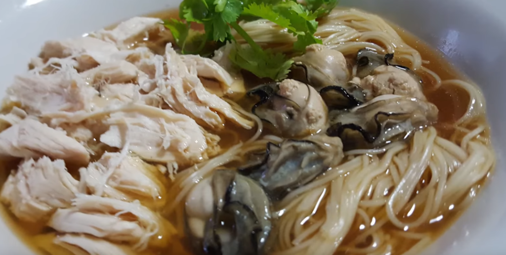 gastronomie taiwan Oyster vermicelli soup (蚵仔面线汤)