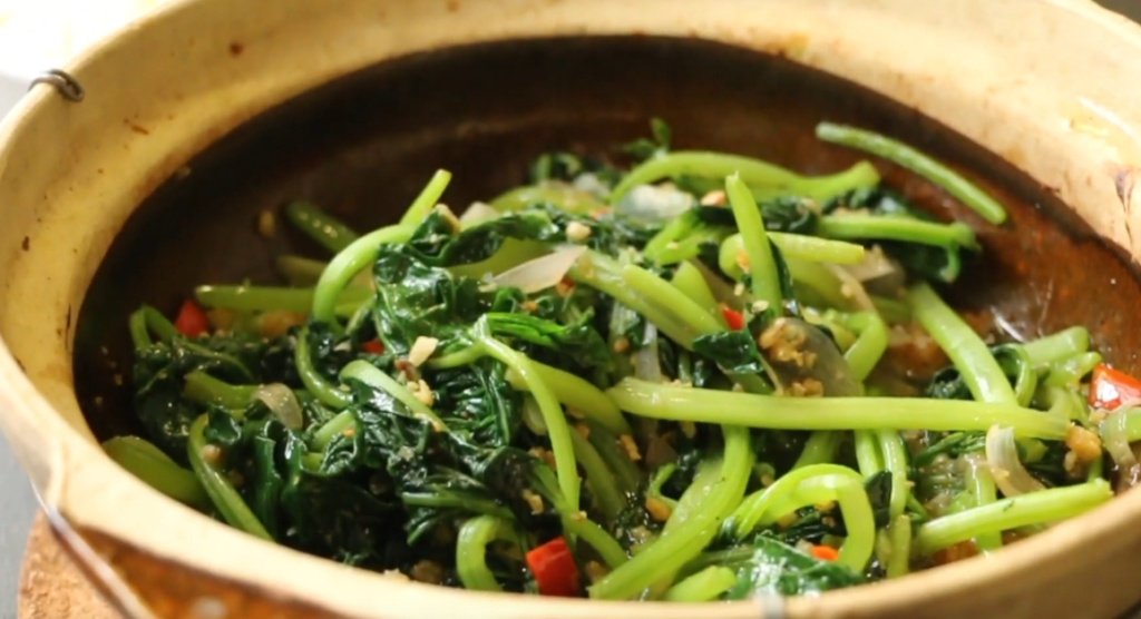 gastronomie taiwan Sweet potato leaves stir-fry (地瓜叶)