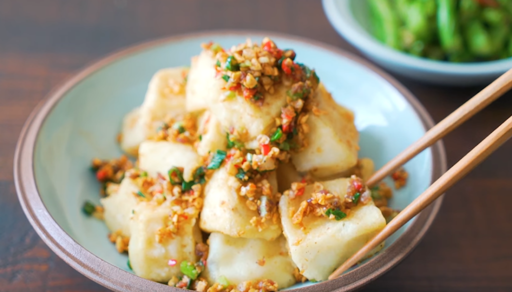 gastronomie taiwan Salt and pepper tofu (椒盐豆腐)